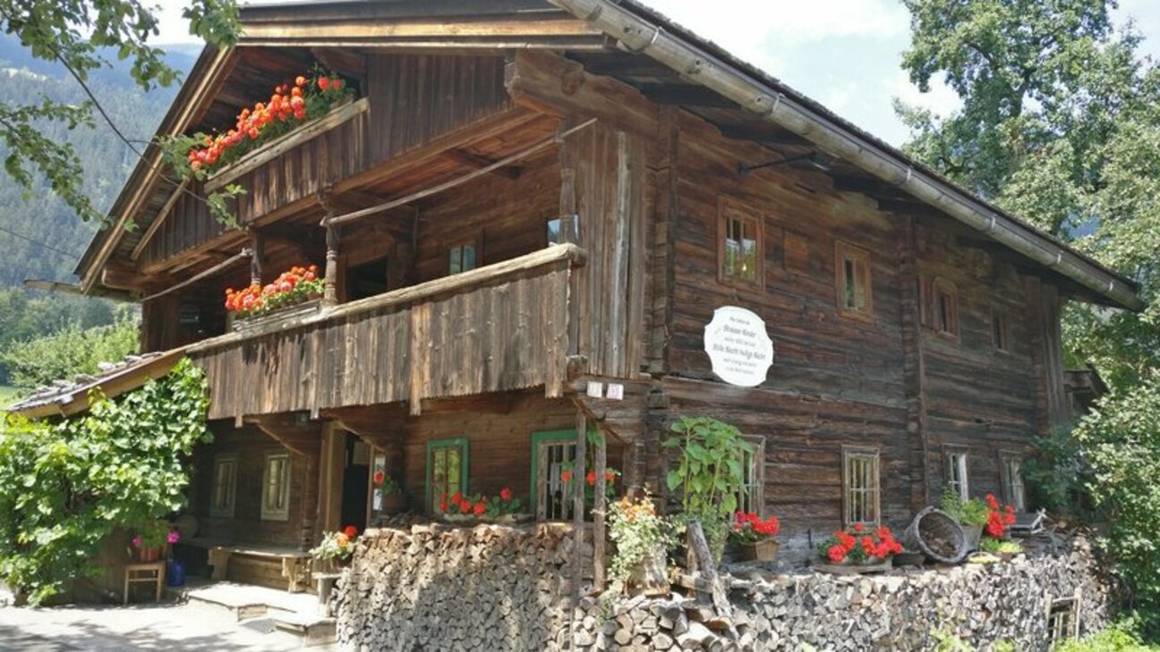 Ein altes Bauernhaus Ein altes Bauernhaus